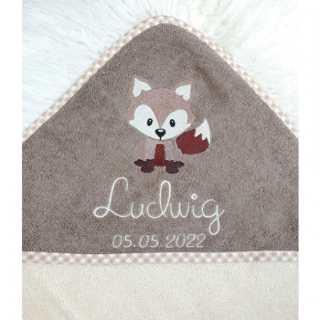 Babybadetuch Kapuzenhandtuch kleiner Fuchs mit Name personalisiert Kapuzenbadetuch geschenk geburt baby taufe bestickt